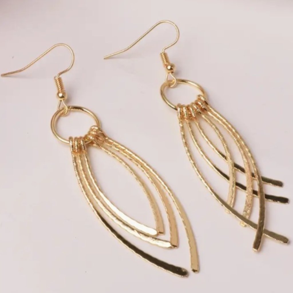 Simple Elegance Tassel Wing Feather Pendant Earrings 22$